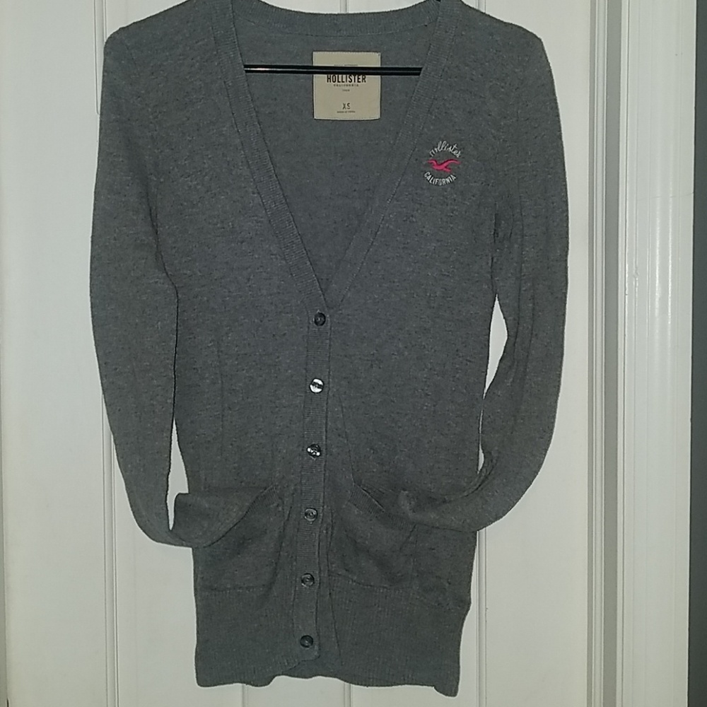 Hollister XS Womens long Sleeved Cardigan GUC